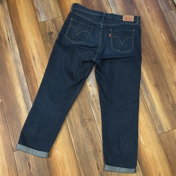 Levi’s women’s size 31 dark wash stretch - Picture 4 of 6